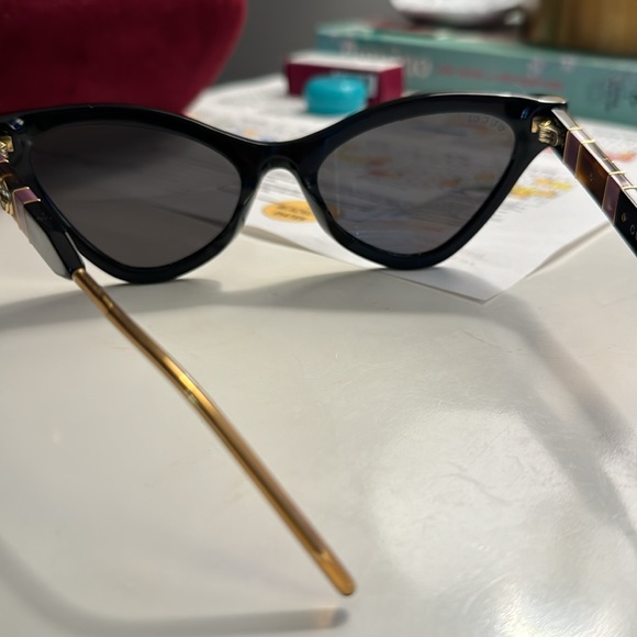 Gucci cat eye sunglasses like new gorgeous authentic - Picture 4 of 8